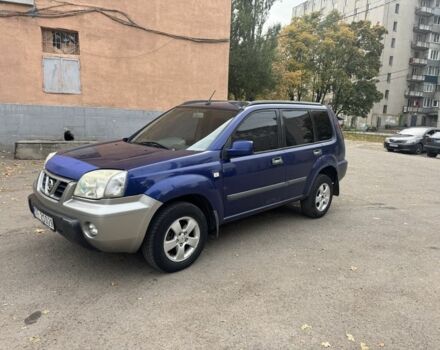 Синий Ниссан ИксТрейл, объемом двигателя 2.2 л и пробегом 300 тыс. км за 2650 $, фото 1 на Automoto.ua