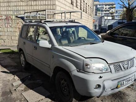 Ниссан ИксТрейл 2005 в Киеве на Automoto.ua Синий Ниссан ИксТрейл, объемом двигателя 2 л и пробегом 111 тыс. км за 3500 $, фото 1 на Automoto.ua