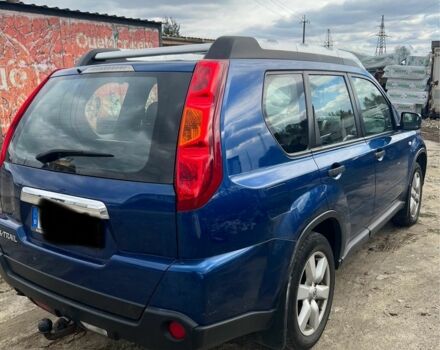 Синий Ниссан ИксТрейл, объемом двигателя 2 л и пробегом 170 тыс. км за 5344 $, фото 1 на Automoto.ua