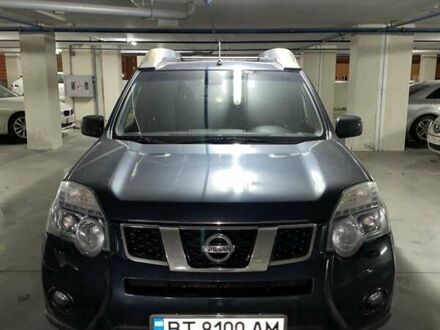 Синий Ниссан ИксТрейл, объемом двигателя 2 л и пробегом 250 тыс. км за 12500 $, фото 1 на Automoto.ua