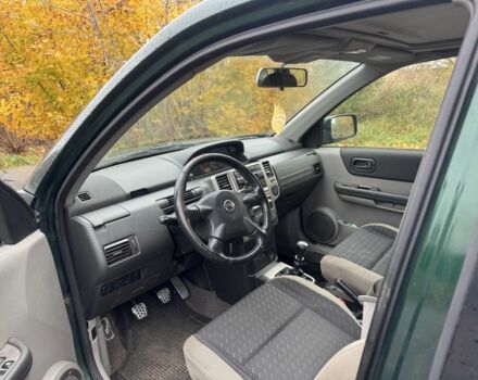 Зеленый Ниссан ИксТрейл, объемом двигателя 2.2 л и пробегом 270 тыс. км за 3400 $, фото 3 на Automoto.ua