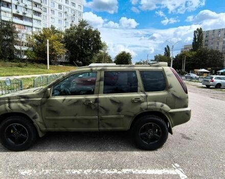 Зеленый Ниссан ИксТрейл, объемом двигателя 2.2 л и пробегом 399 тыс. км за 4000 $, фото 3 на Automoto.ua