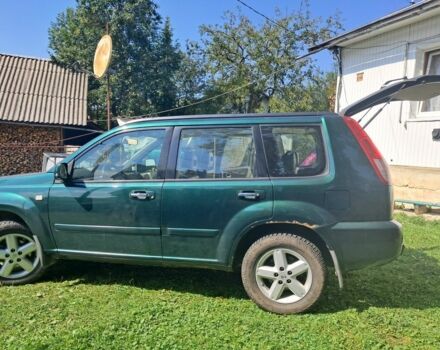 Зеленый Ниссан ИксТрейл, объемом двигателя 2.2 л и пробегом 260 тыс. км за 3500 $, фото 2 на Automoto.ua