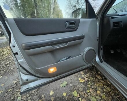 Зеленый Ниссан ИксТрейл, объемом двигателя 2.2 л и пробегом 250 тыс. км за 3800 $, фото 14 на Automoto.ua