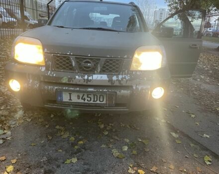 Зеленый Ниссан ИксТрейл, объемом двигателя 2.2 л и пробегом 250 тыс. км за 3800 $, фото 3 на Automoto.ua