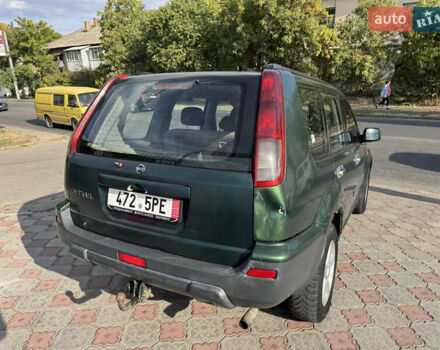 Зелений Ніссан ІксТрейл, об'ємом двигуна 2.2 л та пробігом 300 тис. км за 3399 $, фото 3 на Automoto.ua