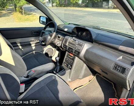 Зеленый Ниссан ИксТрейл, объемом двигателя 2.2 л и пробегом 300 тыс. км за 3199 $, фото 12 на Automoto.ua