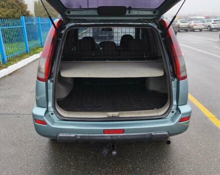 Зелений Ніссан ІксТрейл, об'ємом двигуна 2.18 л та пробігом 372 тис. км за 6100 $, фото 4 на Automoto.ua