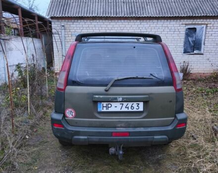 Зеленый Ниссан ИксТрейл, объемом двигателя 2.2 л и пробегом 406 тыс. км за 2135 $, фото 2 на Automoto.ua