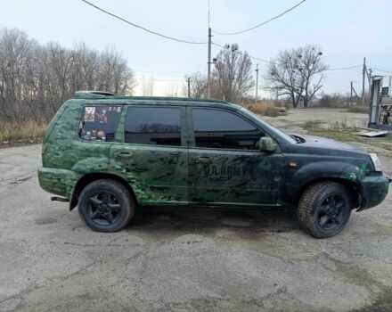 Зеленый Ниссан ИксТрейл, объемом двигателя 2.2 л и пробегом 267 тыс. км за 2951 $, фото 2 на Automoto.ua
