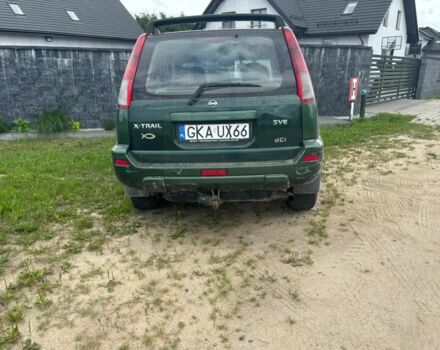 Зелений Ніссан ІксТрейл, об'ємом двигуна 2.2 л та пробігом 270 тис. км за 2500 $, фото 3 на Automoto.ua