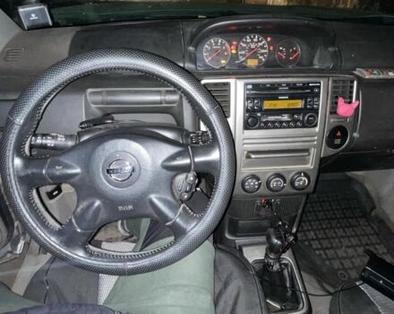 Зелений Ніссан ІксТрейл, об'ємом двигуна 2.2 л та пробігом 400 тис. км за 3000 $, фото 6 на Automoto.ua