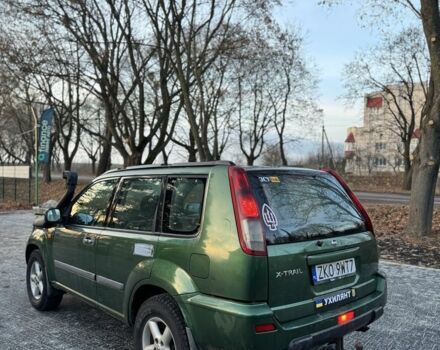 Зеленый Ниссан ИксТрейл, объемом двигателя 2.2 л и пробегом 222 тыс. км за 3350 $, фото 7 на Automoto.ua