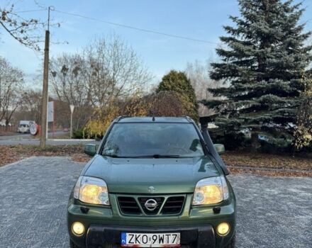 Зеленый Ниссан ИксТрейл, объемом двигателя 2.2 л и пробегом 222 тыс. км за 3350 $, фото 1 на Automoto.ua