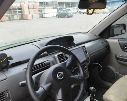 Зеленый Ниссан ИксТрейл, объемом двигателя 2.2 л и пробегом 250 тыс. км за 3900 $, фото 11 на Automoto.ua