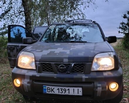 Зеленый Ниссан ИксТрейл, объемом двигателя 2.2 л и пробегом 280 тыс. км за 3000 $, фото 3 на Automoto.ua