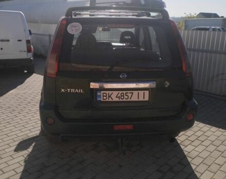 Зеленый Ниссан ИксТрейл, объемом двигателя 2.2 л и пробегом 210 тыс. км за 4200 $, фото 1 на Automoto.ua