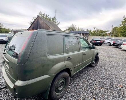 Зеленый Ниссан ИксТрейл, объемом двигателя 2.2 л и пробегом 300 тыс. км за 3000 $, фото 1 на Automoto.ua