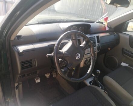 Зеленый Ниссан ИксТрейл, объемом двигателя 2.2 л и пробегом 210 тыс. км за 4200 $, фото 6 на Automoto.ua