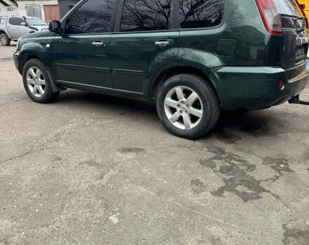 Зеленый Ниссан ИксТрейл, объемом двигателя 2.2 л и пробегом 250 тыс. км за 3300 $, фото 2 на Automoto.ua