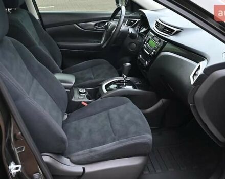 Зелений Ніссан ІксТрейл, об'ємом двигуна 2 л та пробігом 126 тис. км за 13342 $, фото 5 на Automoto.ua