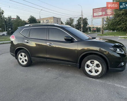 Зеленый Ниссан ИксТрейл, объемом двигателя 1.6 л и пробегом 202 тыс. км за 14700 $, фото 2 на Automoto.ua