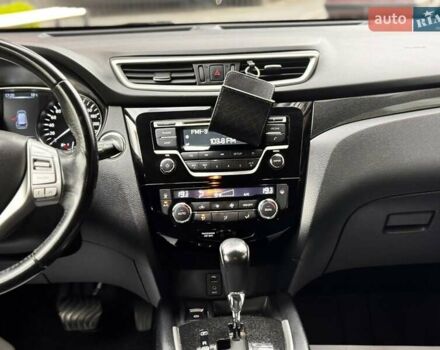 Зелений Ніссан ІксТрейл, об'ємом двигуна 2 л та пробігом 70 тис. км за 14999 $, фото 32 на Automoto.ua