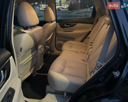 Зеленый Ниссан ИксТрейл, объемом двигателя 1.6 л и пробегом 202 тыс. км за 14700 $, фото 5 на Automoto.ua