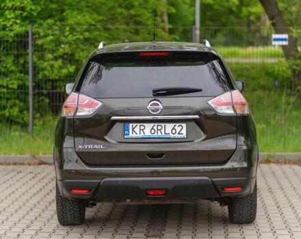 Зеленый Ниссан ИксТрейл, объемом двигателя 1.6 л и пробегом 80 тыс. км за 9900 $, фото 10 на Automoto.ua