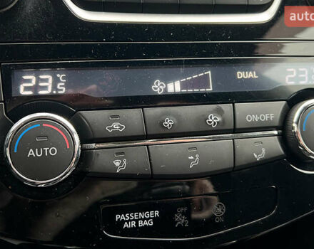 Зелений Ніссан ІксТрейл, об'ємом двигуна 1.6 л та пробігом 99 тис. км за 16500 $, фото 14 на Automoto.ua