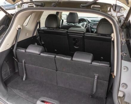 Зеленый Ниссан ИксТрейл, объемом двигателя 1.6 л и пробегом 80 тыс. км за 9900 $, фото 15 на Automoto.ua