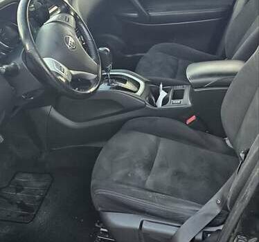 Зеленый Ниссан ИксТрейл, объемом двигателя 1.6 л и пробегом 264 тыс. км за 15500 $, фото 3 на Automoto.ua