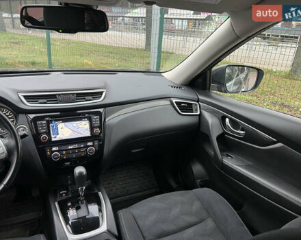 Зеленый Ниссан ИксТрейл, объемом двигателя 2 л и пробегом 75 тыс. км за 18500 $, фото 30 на Automoto.ua