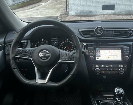 Зеленый Ниссан ИксТрейл, объемом двигателя 1.6 л и пробегом 134 тыс. км за 18498 $, фото 12 на Automoto.ua