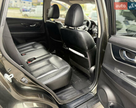 Зеленый Ниссан ИксТрейл, объемом двигателя 1.6 л и пробегом 166 тыс. км за 18800 $, фото 17 на Automoto.ua