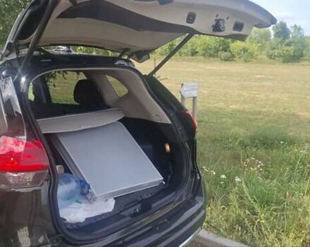 Ниссан ИксТрейл 2017 в Чернигове на Automoto.ua Зеленый Ниссан ИксТрейл, объемом двигателя 1.6 л и пробегом 160 тыс. км за 18500 $, фото 9 на Automoto.ua