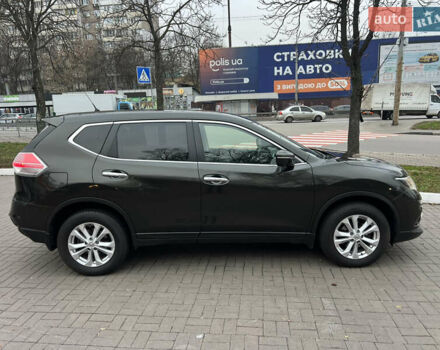 Зеленый Ниссан ИксТрейл, объемом двигателя 2 л и пробегом 75 тыс. км за 18500 $, фото 5 на Automoto.ua