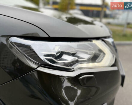 Зеленый Ниссан ИксТрейл, объемом двигателя 1.6 л и пробегом 166 тыс. км за 18800 $, фото 9 на Automoto.ua