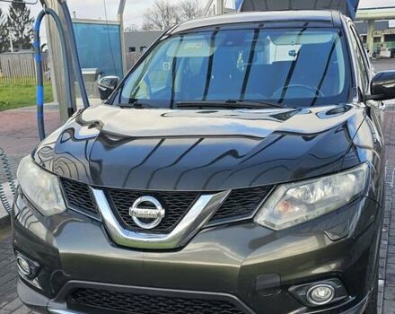 Зеленый Ниссан ИксТрейл, объемом двигателя 1.6 л и пробегом 264 тыс. км за 15500 $, фото 2 на Automoto.ua