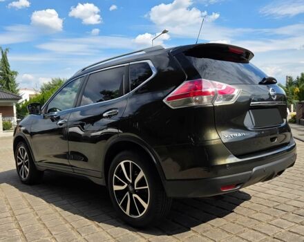 Зеленый Ниссан ИксТрейл, объемом двигателя 1.6 л и пробегом 68 тыс. км за 10000 $, фото 4 на Automoto.ua