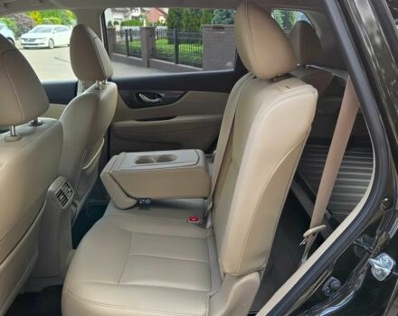 Зеленый Ниссан ИксТрейл, объемом двигателя 1.6 л и пробегом 68 тыс. км за 10000 $, фото 9 на Automoto.ua