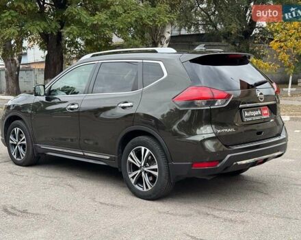 Зеленый Ниссан ИксТрейл, объемом двигателя 1.6 л и пробегом 167 тыс. км за 18990 $, фото 2 на Automoto.ua