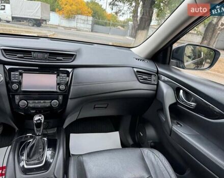 Зеленый Ниссан ИксТрейл, объемом двигателя 1.6 л и пробегом 167 тыс. км за 18990 $, фото 16 на Automoto.ua