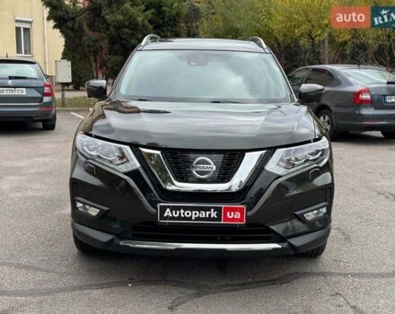 Зеленый Ниссан ИксТрейл, объемом двигателя 1.6 л и пробегом 167 тыс. км за 18990 $, фото 6 на Automoto.ua