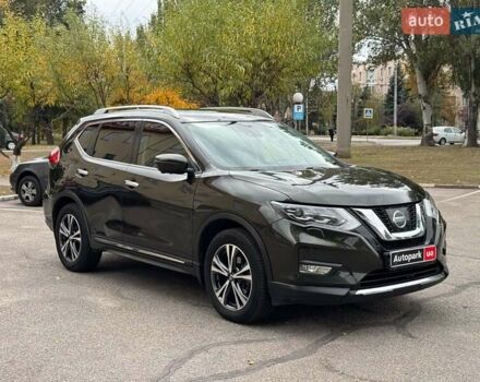 Зеленый Ниссан ИксТрейл, объемом двигателя 1.6 л и пробегом 167 тыс. км за 18990 $, фото 5 на Automoto.ua