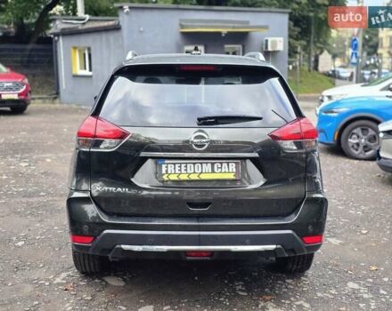 Зеленый Ниссан ИксТрейл, объемом двигателя 2 л и пробегом 221 тыс. км за 19000 $, фото 3 на Automoto.ua