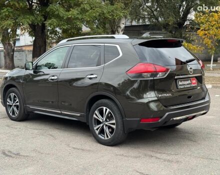 Зеленый Ниссан ИксТрейл, объемом двигателя 1.6 л и пробегом 167 тыс. км за 18990 $, фото 2 на Automoto.ua