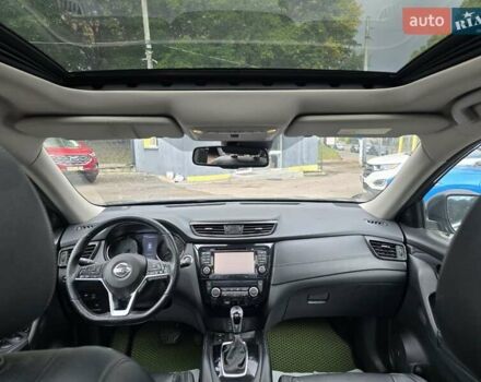 Зеленый Ниссан ИксТрейл, объемом двигателя 2 л и пробегом 221 тыс. км за 19000 $, фото 7 на Automoto.ua