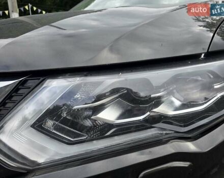 Зеленый Ниссан ИксТрейл, объемом двигателя 2 л и пробегом 221 тыс. км за 19000 $, фото 6 на Automoto.ua