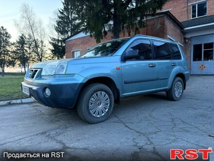 Зеленый Ниссан ИксТрейл, объемом двигателя 2 л и пробегом 250 тыс. км за 6200 $, фото 1 на Automoto.ua